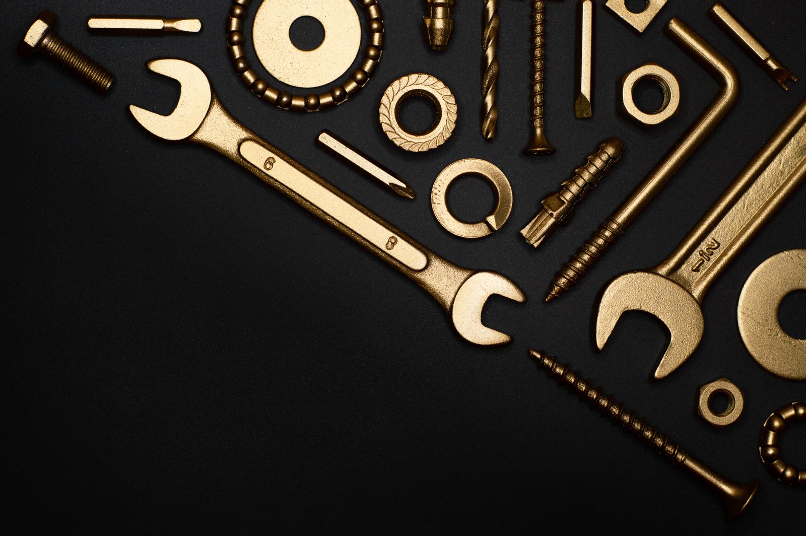 Outils d'atelier d'orfèvre disposés à plat